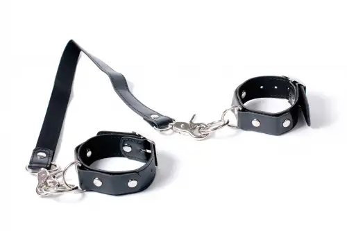Наручники со связкой из кожи, черный photo 1